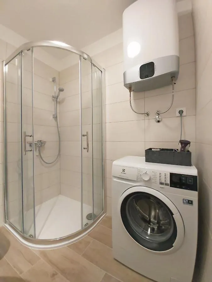 Green City Point Apartment Pula 0*,  Chorvatsko